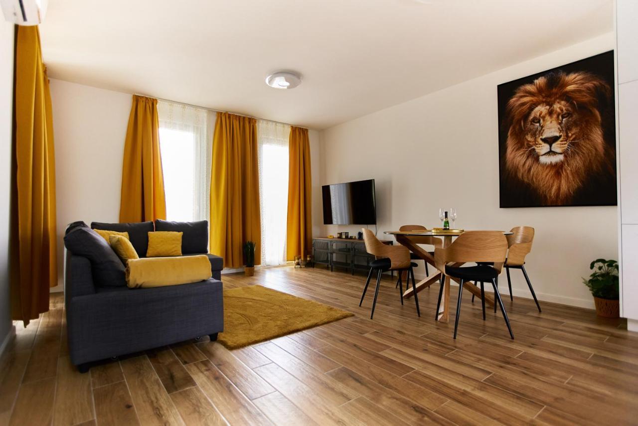Starlight Bronze Szeged- Exclusive Διαμέρισμα Εξωτερικό φωτογραφία