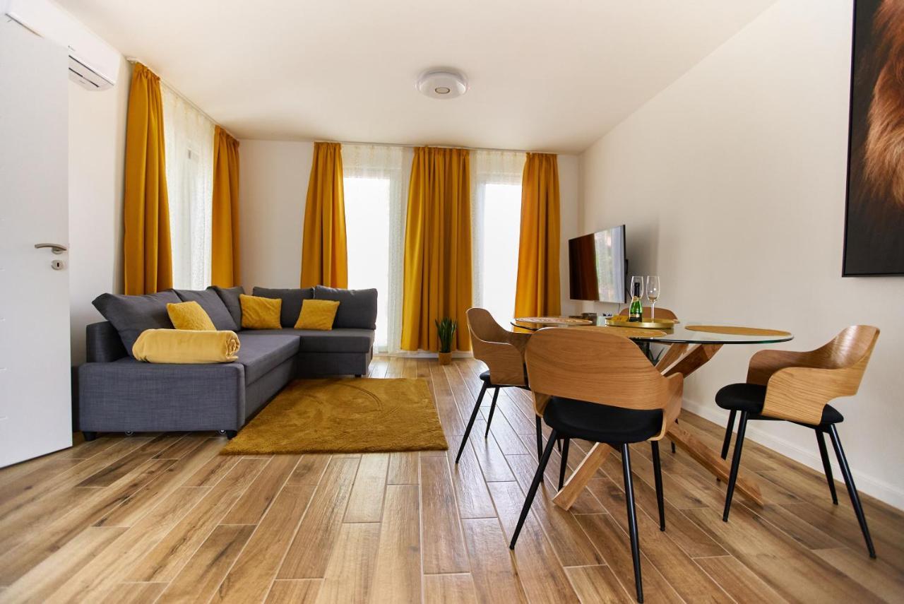 Starlight Bronze Szeged- Exclusive Διαμέρισμα Εξωτερικό φωτογραφία